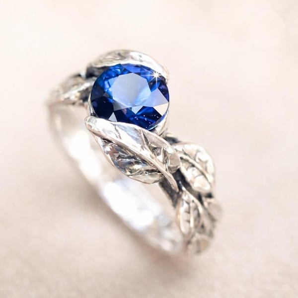 Anillo de hoja de oro ennegrecido con zafiro azul, anillo de boda rústico orgánico de inspiración botánica, joyería única
