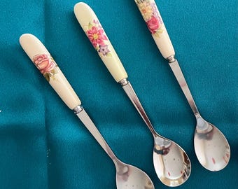 Vintage Set of Three Ornate Tea Spoons With Porcelain Floral