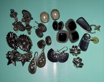 Earrings 11 Pair Vintage Lot Collection Variety Silver Tone Metal Pierced Ears Studs Dangles Stones Costume Jewelry