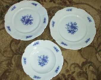 Bavaria Germany Cobalt Rose Dinner Plates & Bowl Vintage Porcelain Flow Blue Look Scalloped