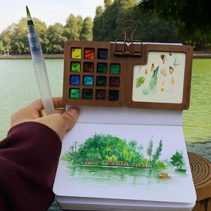 Paleta de acuarela de viaje de 15 colores, set de pintura portátil con pincel de agua, paleta de madera para dibujar, regalo para artistas, kit de pintura al aire libre