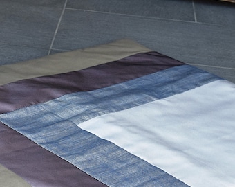 Patchwork Dog Blanket: Foldable Travel Mat (64x54 cm)