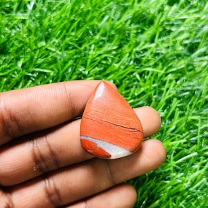 1 Pic Natural Red Jasper Gemstone Red Jasper Cabochon Jewelry Making Stone Jasper Unique Stone Heart Shape Cabochon 32Crt. (32x25x4mm).Stone