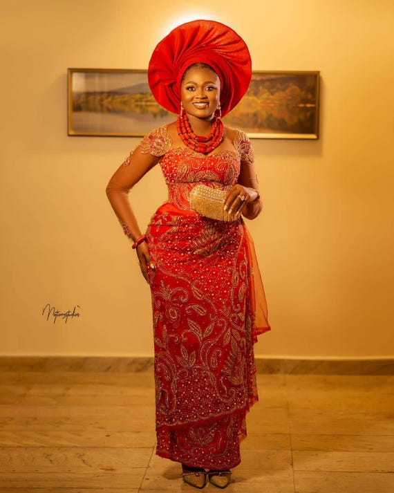 red lace wedding guest dress Red Wedding Guest Dresses for Bold, Elegant Looks