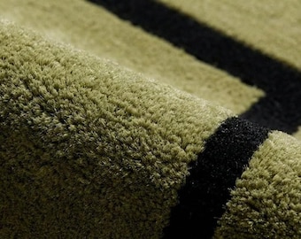 Tappeto geometrico verde oliva e nero, tappeto moderno, tappeto in lana trapuntato a mano, tappeto geometrico astratto, arredamento contemporaneo per soggiorno.
