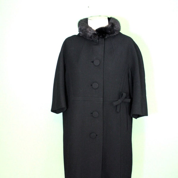 Vintage Black Wool Winter Coat Car Coat Mink Genuine Real Fur Collar 60's 3/4 Length Sleeves  Monarch Medium