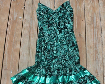 Vintage Strapless Ruffled Christmas New Years Eve Disco Party Prom Formal Dress Black Velvet Green Lame' Glitter Metallic Mike Benet Size 4