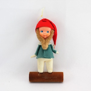 Vintage Elves Elf Pixie On A Log Christmas Ornaments Flocked Plastic Unbreakable Japan Novelty Kitsch Christmas Holiday Tree Shelf Decor