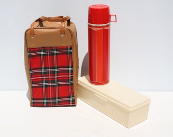 Vintage Thermos Brand Plaid Tan Picnic Tote Bag Tailgate Travel Set Red Green Thermos & Sandwich Holder Mid Century RV Glamping Camping