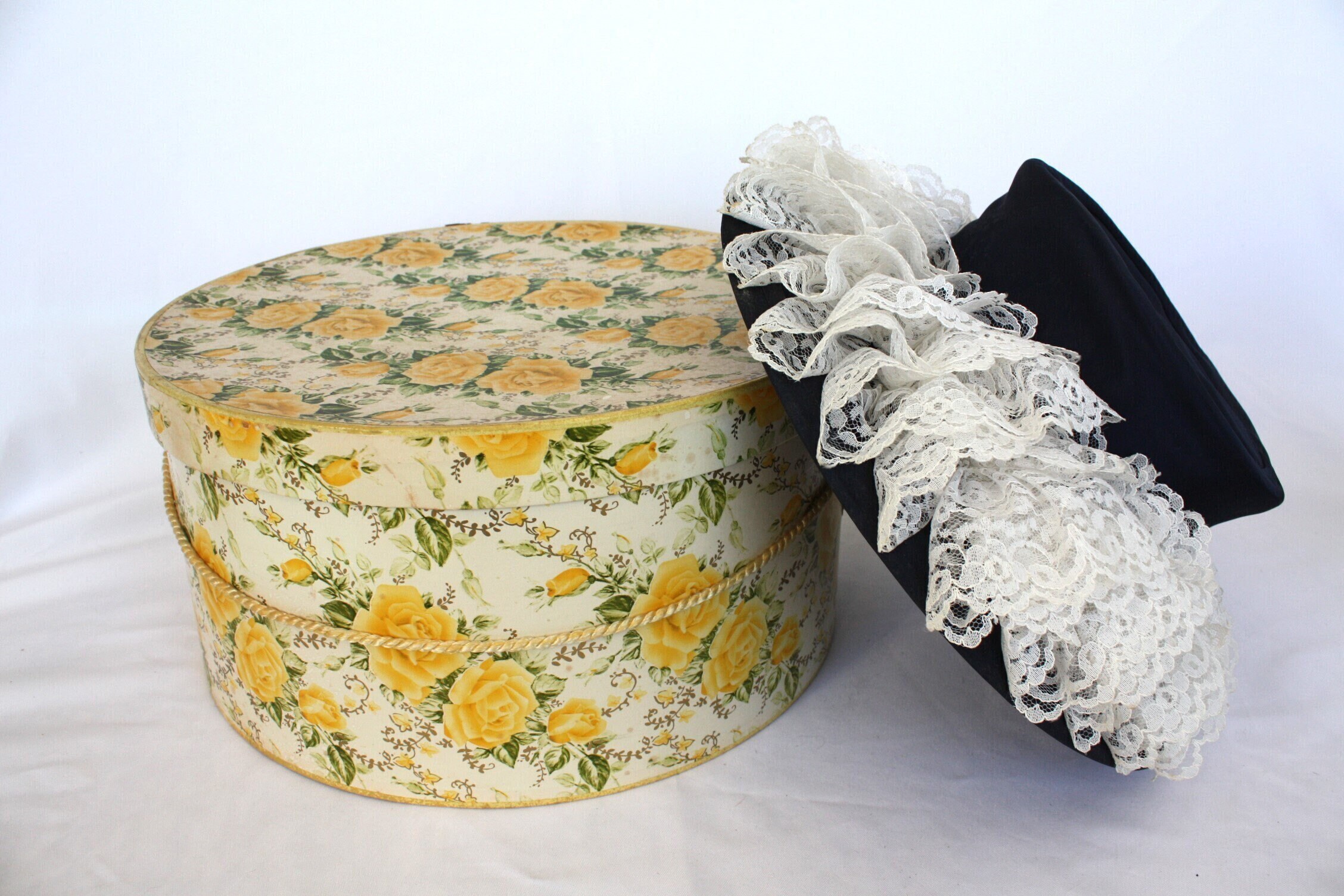 Vintage Paul Bensam Feathered Hat with Orange Velvet Ribbon 30’s40’s50’s Feather 1940s Vintage Hats for Women for sale | eBay main image 2