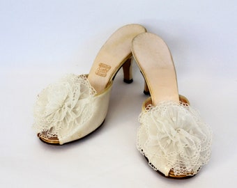 Vintage Off White Ivory Satin Mules Lace Poof Boudoir Peep Toe Daniel Green Women's Shoes Slippers Bridal Prom Pageant Sexy Slippers