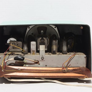 Vintage Crosely Radio Dashboard Aqua Model 10-139 Coloradio image 4