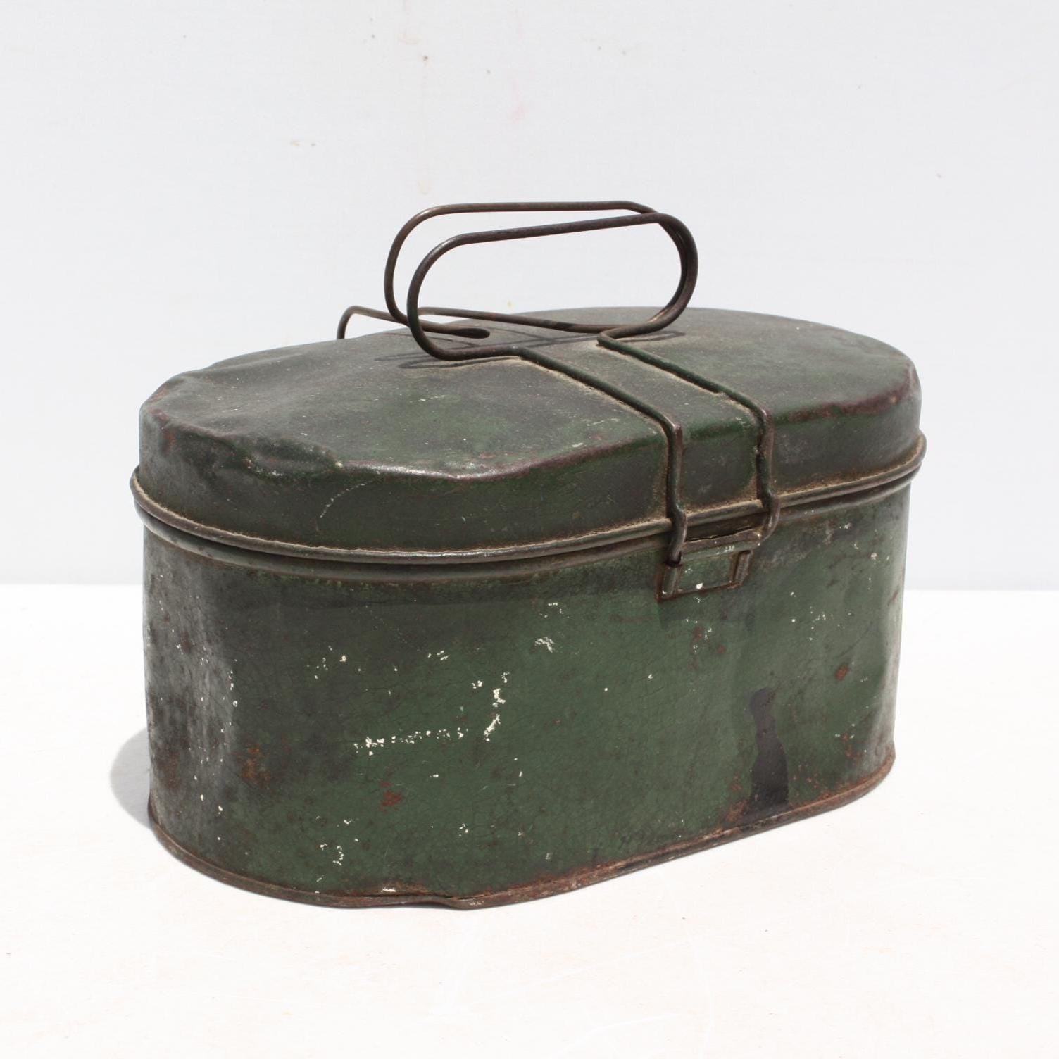 Vintage Metal Oval Handy Lunchbox Lunch Pail Green With Handles