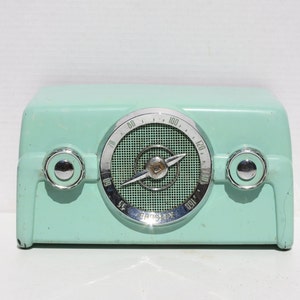 Vintage Crosely Radio Dashboard Aqua Model 10-139 Coloradio image 1