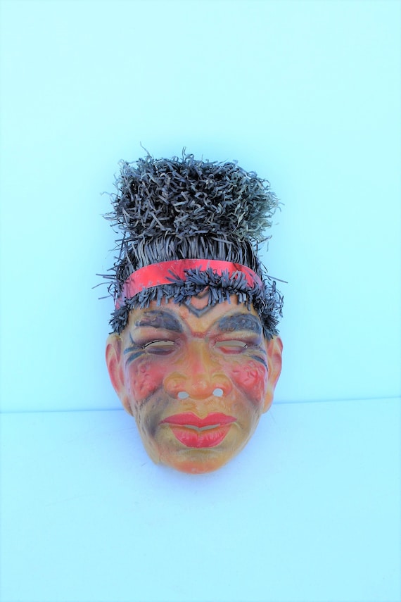 Vintage Zulu Tiki Tribal Polynesian African Plasti