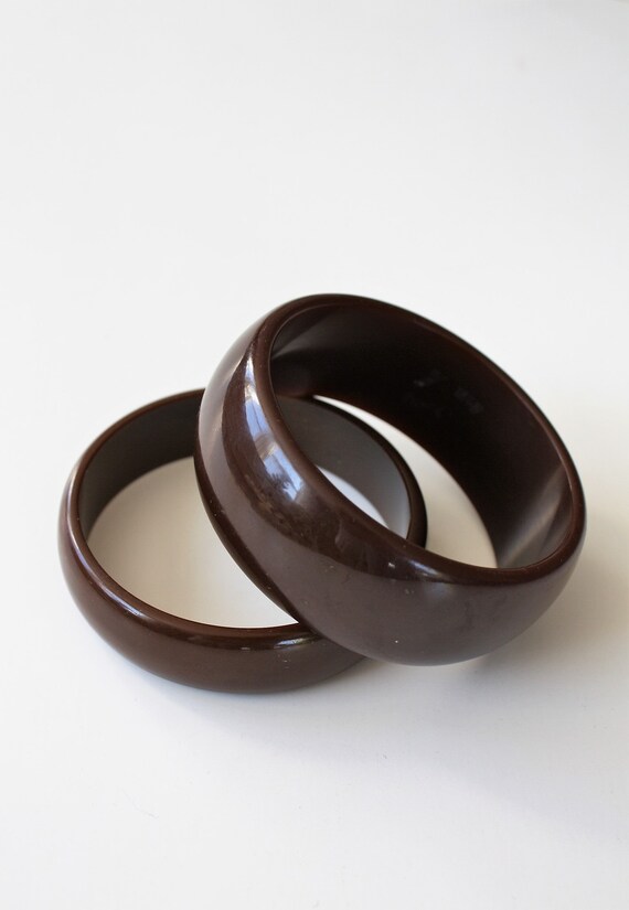 Vintage Bakelite Bangle Bracelets Solid Chocolate… - image 2