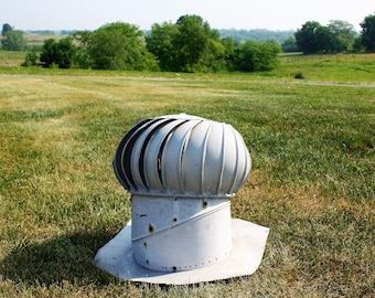 5/4まで！Vintage Turbine Vent Lamp il_340x270.4973441264_6u2z.jpg