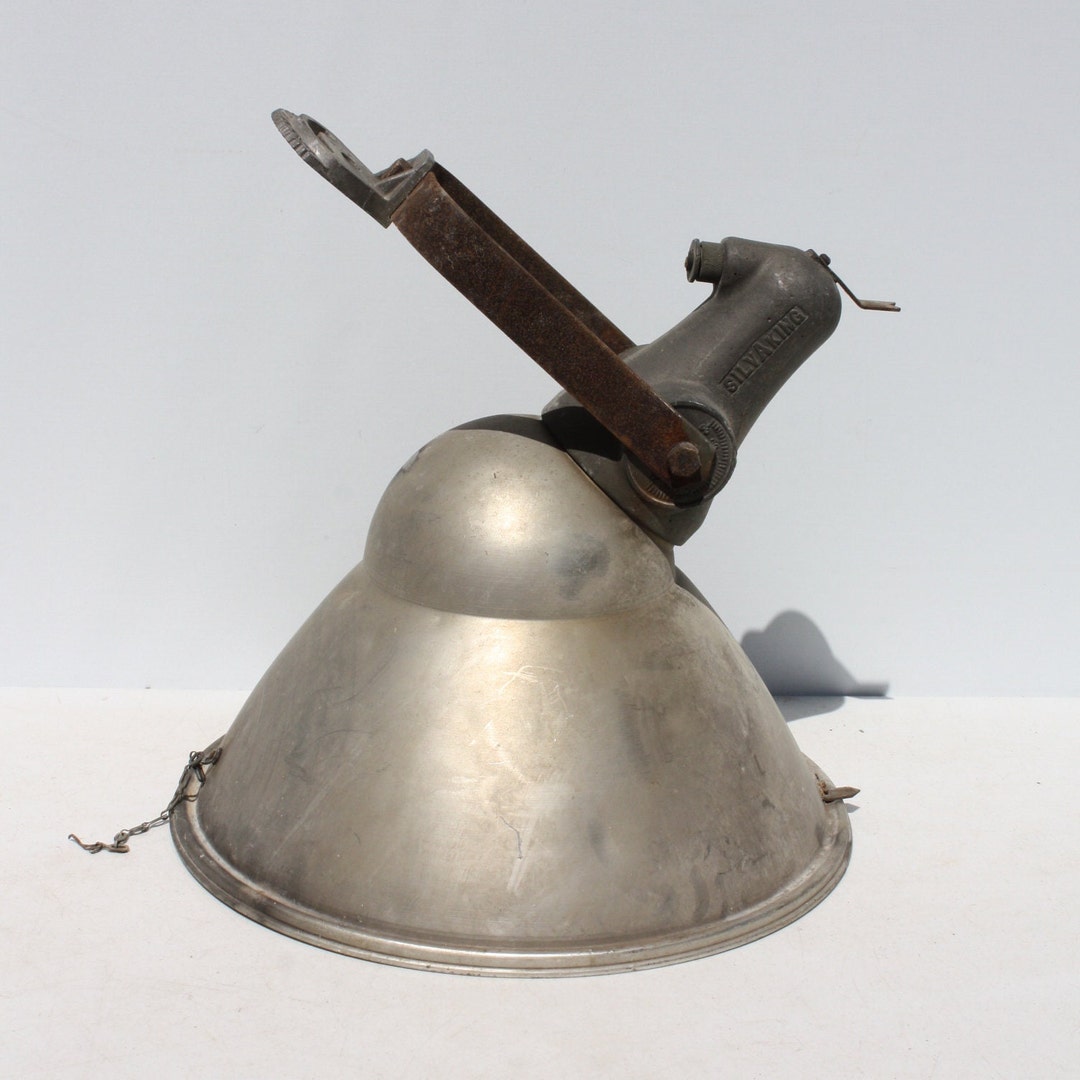 How to Decorate an Apartment with Industrial Style: The Complete Guide - Vintage Industrial Dome Apartment Remodel