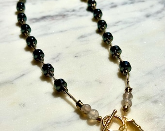 Manhattan - Gunmetal Grey & Gold Hematite necklace with Toggle closure