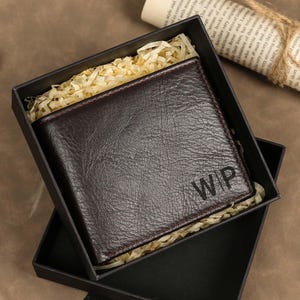 Handgefertigte Brieftasche aus Leder für Männer - Schlanke Geldbörse mit RFID-Blocker - Perfektes Geschäftsgeschenk für Papa, Ehemann - Gravurfähiges Firmengeschenk
