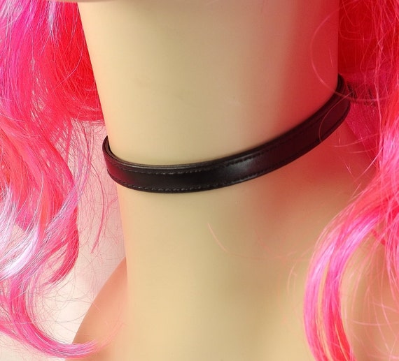 Discreet Day collar Submissive collar slave collar mature black leather day collar