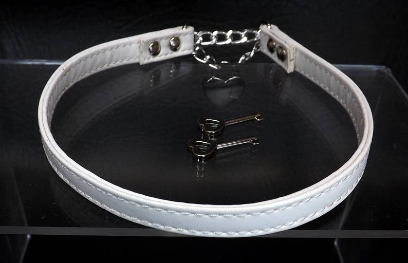 Locking Day Collar Leather locking day collar Heart lock rhinestone bdsm collar mature ddlg babygirl bdsm slave collar image 6