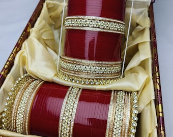 Set Chooda da sposa rosso di alta qualità con dettagli in cristallo / Braccialetti da sposa pesanti in confezione regalo / Gioielli da sposa tradizionali fatti a mano / Regalo per lei