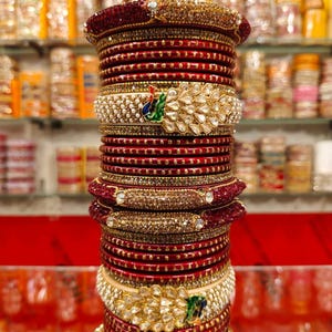 Peacock Bridal Chooda Set with Kundan & Pearls – Indian Wedding Bangles for Both Hands – Red Dulhan Chura for Bride - gift for her