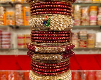Set di braccialetti da sposa Peacock Bridal Chooda con Kundan e perle - Braccialetti da sposa indiani per entrambe le mani - Dulhan Chura rosso per la sposa - regalo per lei