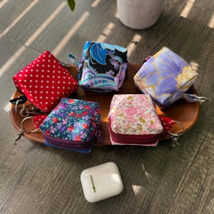 Unique Earpod case light weight, earbud case, airpod case, airpod pouch, earphone holder, earbud pouch, mini zipper coin pouch