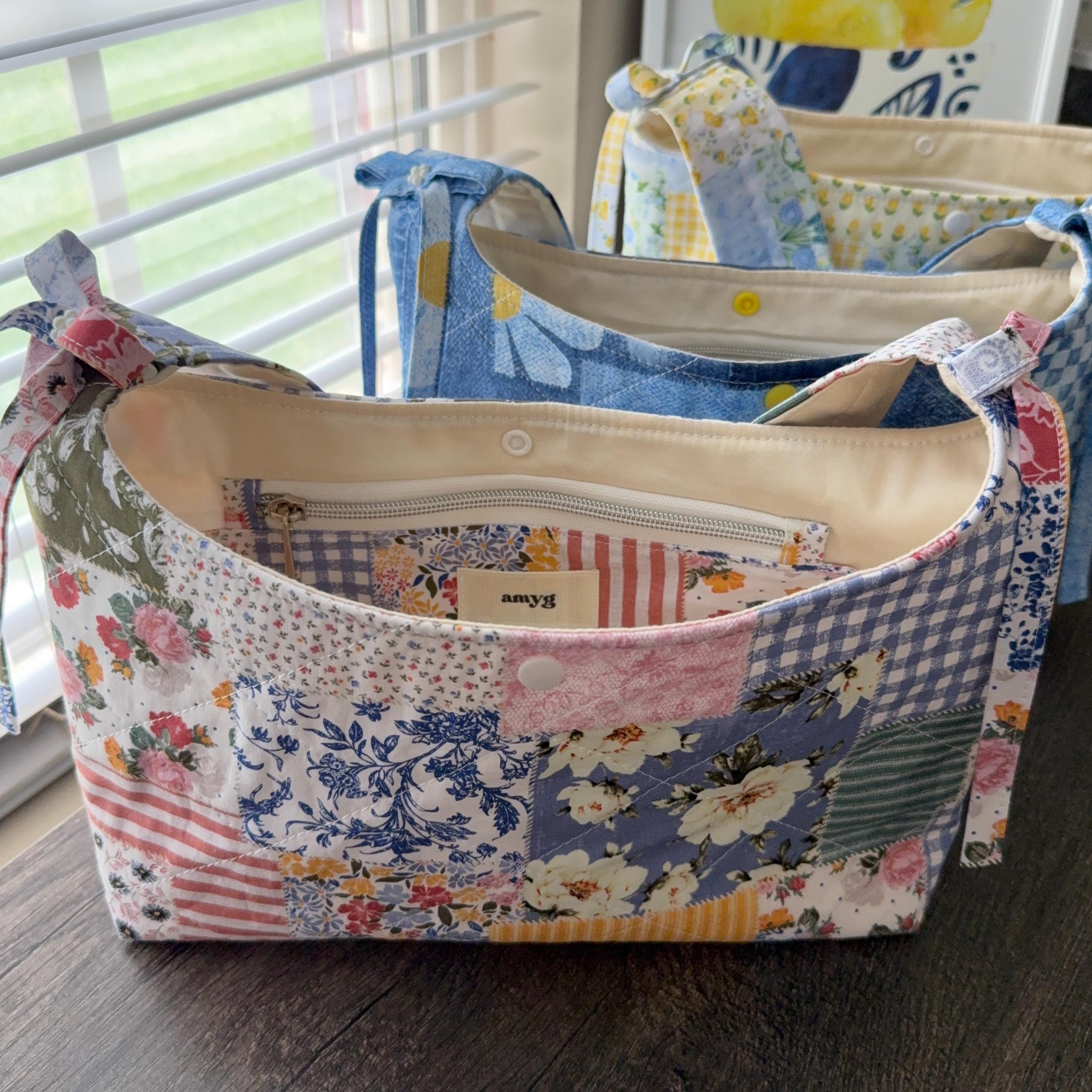 Handmade Quilted Cotton Shoulder Bag: Mini Tote With Zipper Pocket