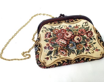 Beaded handbag NYHong Kong Vintage Fine Arts co Inc