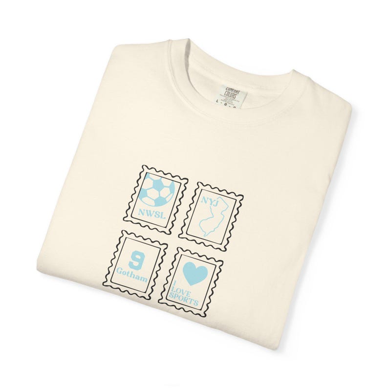 Camiseta con sello del Gotham FC - Ropa para aficionados al fútbol con colores cómodos imagen 1