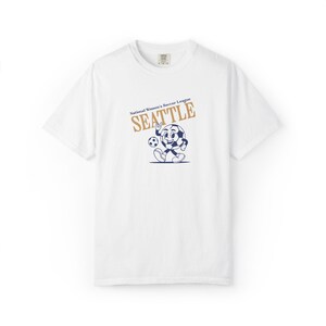 Seattle Reign FC T-Shirt: Comfort Colors Retro Soccer Tee Bild 2