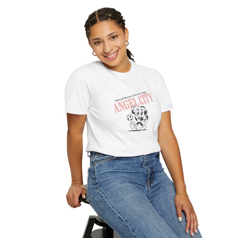 Comfort Colors Angel City FC T-Shirt: Retro Soccer Fan Apparel image 5