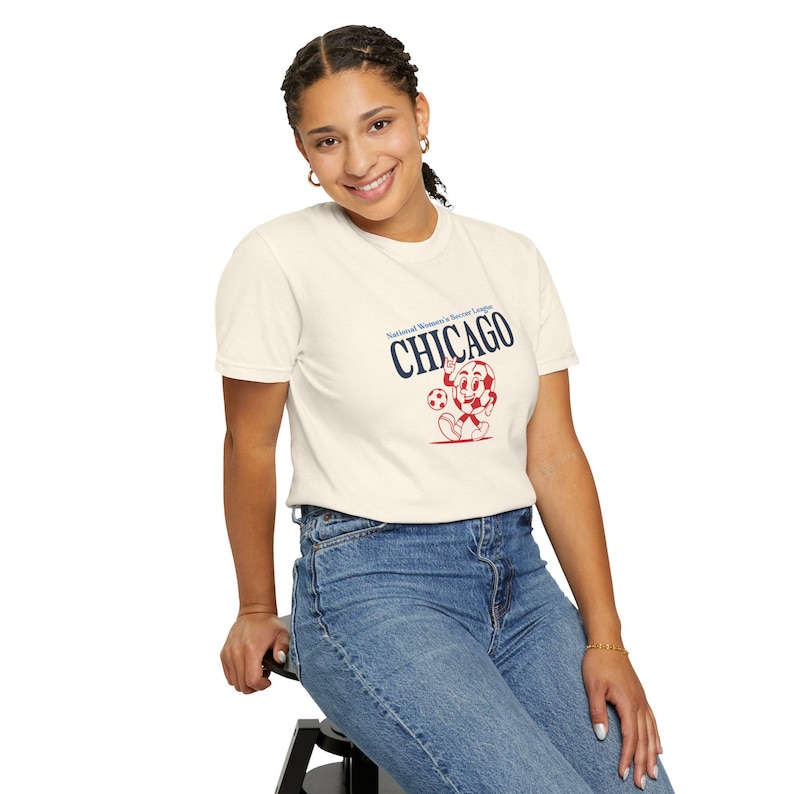 Comfort Colors Chicago Stars FC T-Shirt: Retro Soccer Fan Apparel Bild 6