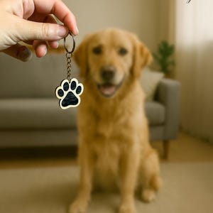 Paw wooden keychain