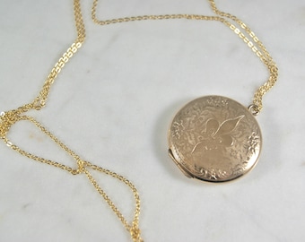 Gorgeous Vintage Gold-Filled locket necklace