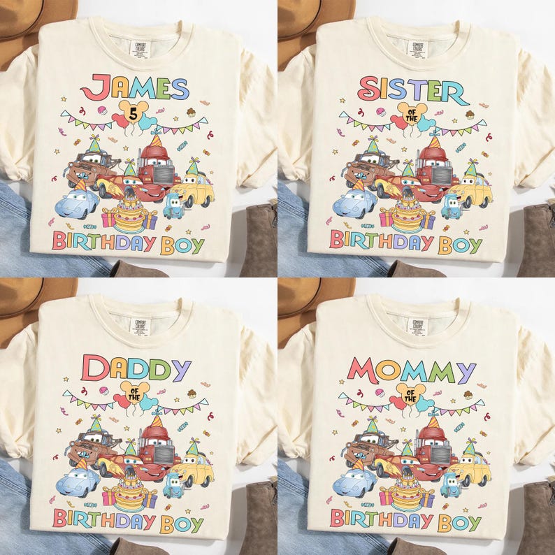 Puede incluir: Cuatro camisetas color crema con diferentes textos y gr&aacute;ficos. Una dice "JAMES" con un "5" y "BIRTHDAY BOY". Otra dice "SISTER OF THE BIRTHDAY BOY". La tercera dice "DADDY OF THE BIRTHDAY BOY". La &uacute;ltima dice "MOMMY OF THE BIRTHDAY BOY".