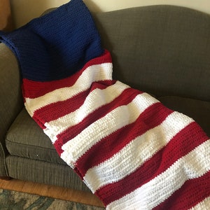 AMERICAN FLAG BLANKET