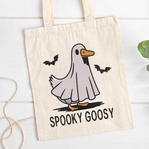 Stickdatei Geistergans, Halloween Geist Gans Stickdatei, süße Gans Applikation