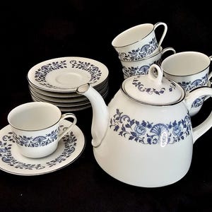 Vintage [RARE] - NORITAKE Royal Blue 13PC Tea Set (Serves 6) – Teapot Cups Saucers - by Nippon Toki Kaish