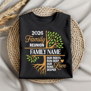 Unsere Wurzeln laufen tief PNG, unsere Liebe läuft tiefer Png, Benutzerdefinierte Familie Png, Familientreffen Png, Stammbaum Png, Familienname Shirt Png, Familie Png. Bild 9