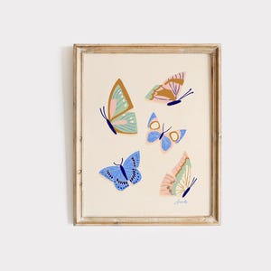 Stampa artistica magica farfalla pastello color crema, arte murale stravagante, arredamento per la casa, illustrazione, PetiteHooray