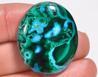 Oval Chrysocolla Malachite Cabochon, Healing Crystal (31X25X7 mm, 69 Carat)
