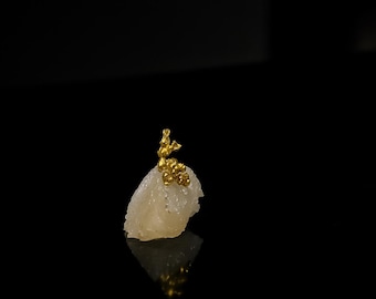 Native Gold on Quartz Natural Gold Crystal Specimen Loose Gemstones ...