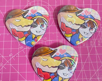 TADC FunnyGummy | Gummigoo x Pomni | Heart Holographic Button/Badge 2.24” inches