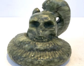 3.1"+ Natural Green Jade Quartz,Crystal,Quartz,Crystal Quartz,Snake,Skull,Snake Skull,Crystal Snake Skull,Hand Gifts,Home Decoration 1PC