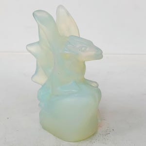 2.9&#39;&#39;+ Opalite Quartz,Quartz Crystal,Hand Carved,Crystal Fly Dragon,Fly Dragon Skull,Home Decoration Crystal Gifts 1PC