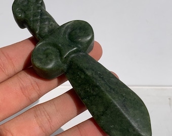 4.7"+ Natural Green Jade Quartz,Knife,Crystal Dagger,Crystal Knife,Crystal Gifts,Hand Caved,Home Decoration,Holiday Gifts 1PC